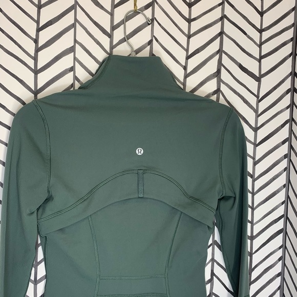 🔸 Lululemon define jacket dark forest 4 green NWT - Picture 9 of 10
